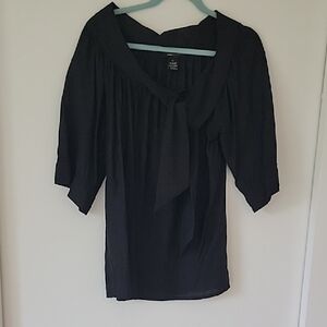 BCBG MaxAzria Black Blouse with Bow Detail. Size  XS